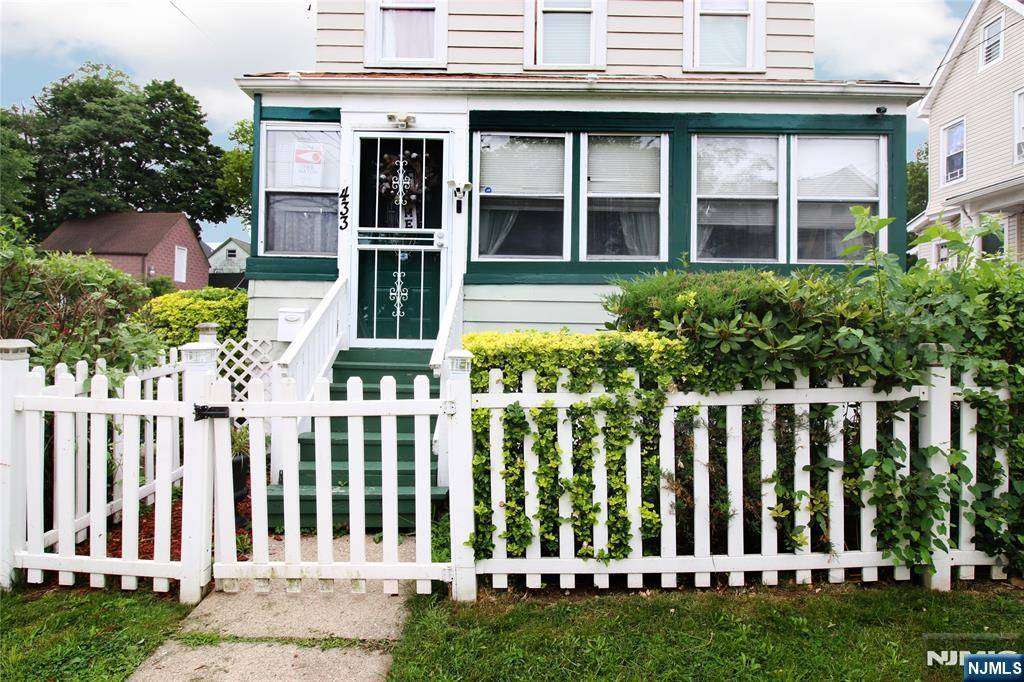 Passaic, NJ 07055,433 Highland AVE