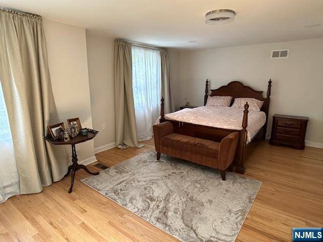 River Edge, NJ 07661,163 Voorhis AVE