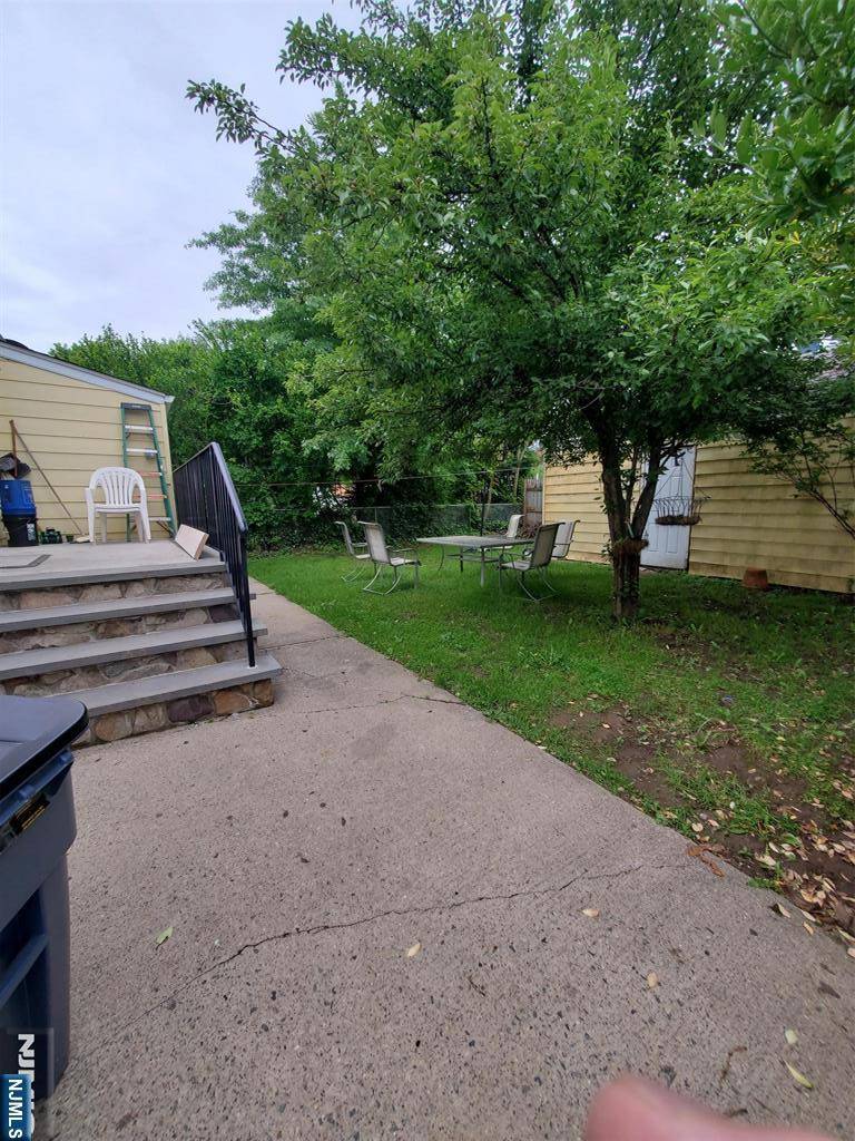 Clifton, NJ 07011,89 6th AVE