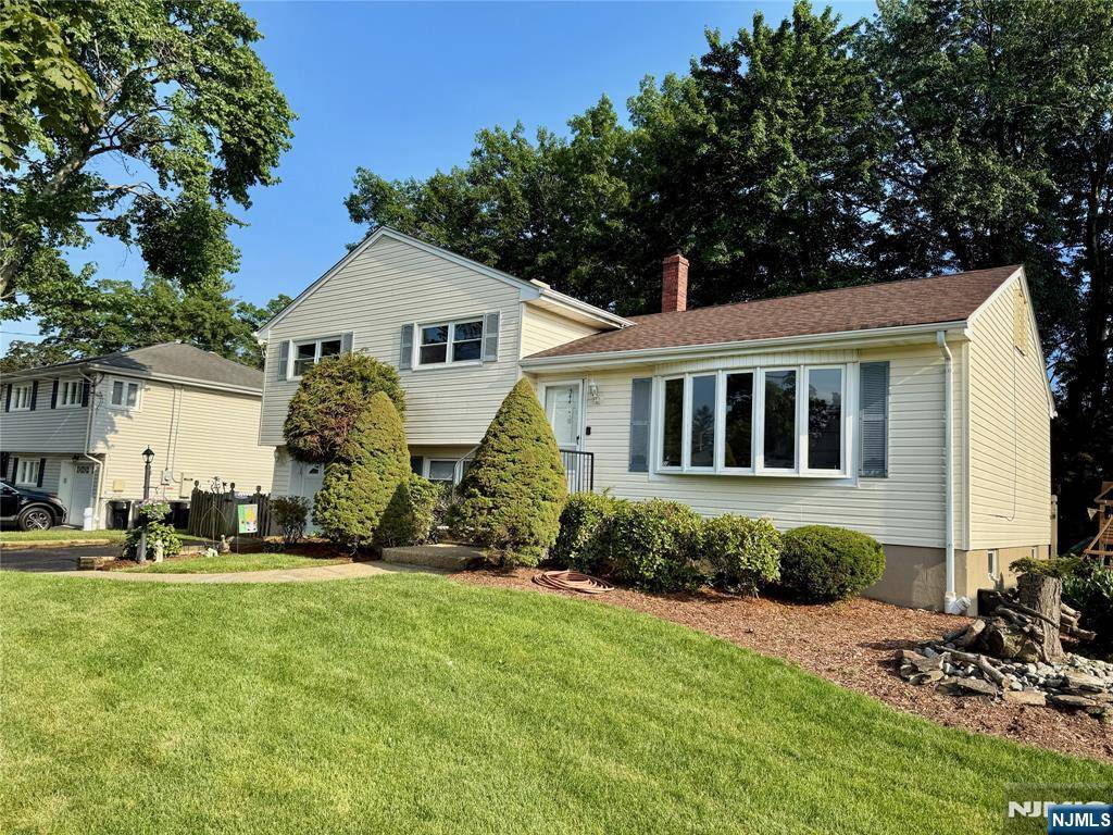 New Milford, NJ 07646,344 Morris LN