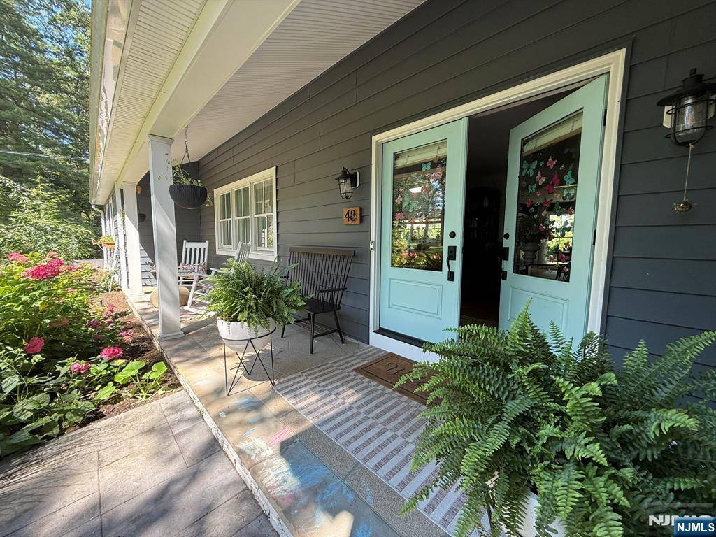 Woodcliff Lake, NJ 07677,48 Kenwood DR