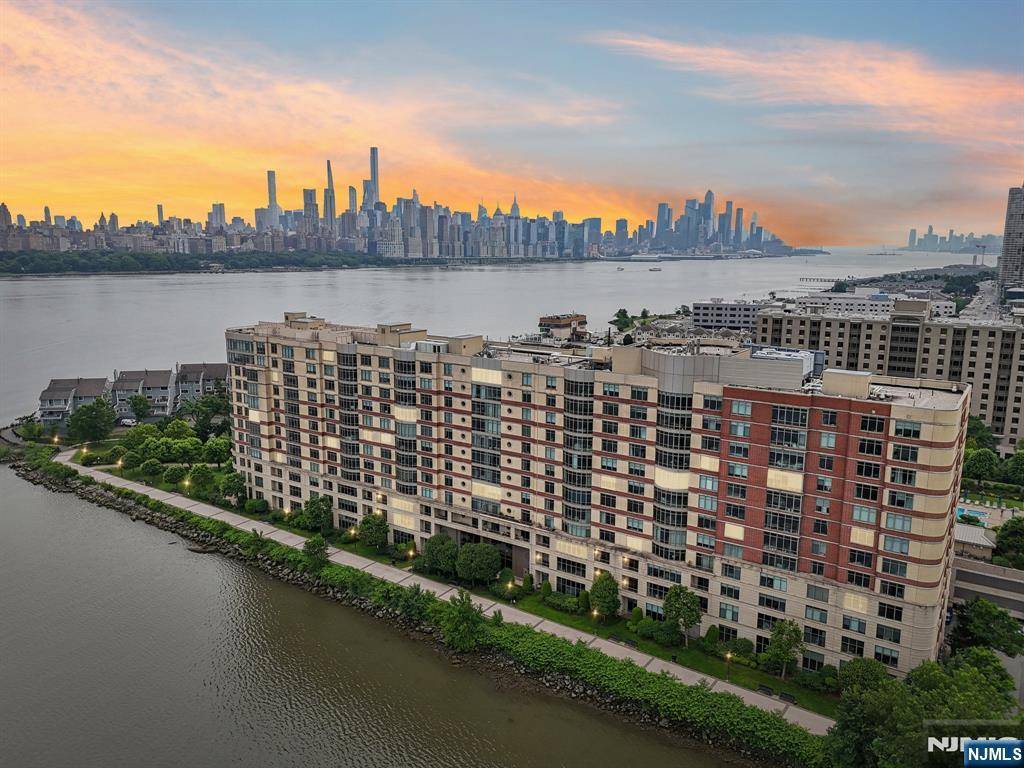 North Bergen, NJ 07047,8100 River RD #1215