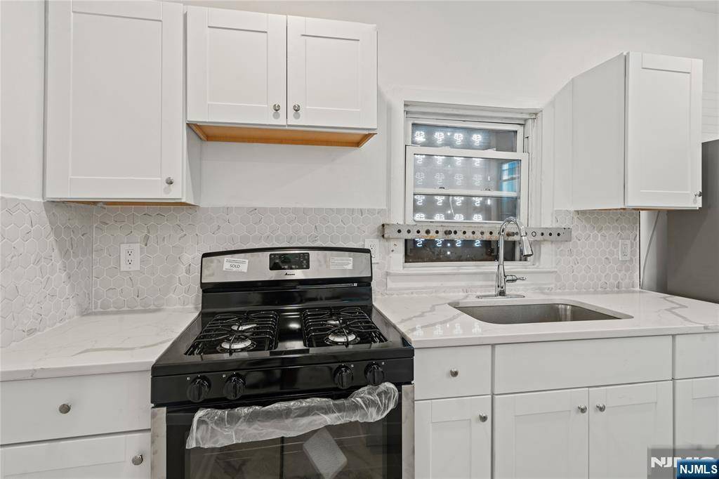 Newark, NJ 07103,500 19th ST