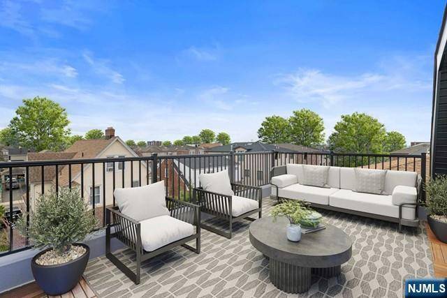 Cliffside Park, NJ 07010,366 Nelson AVE #B