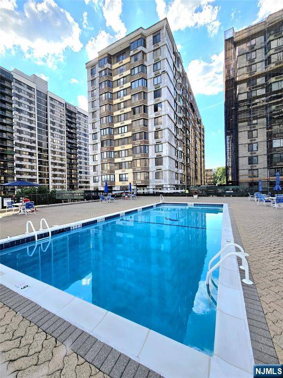 Hackensack, NJ 07601,326 Prospect AVE #5H