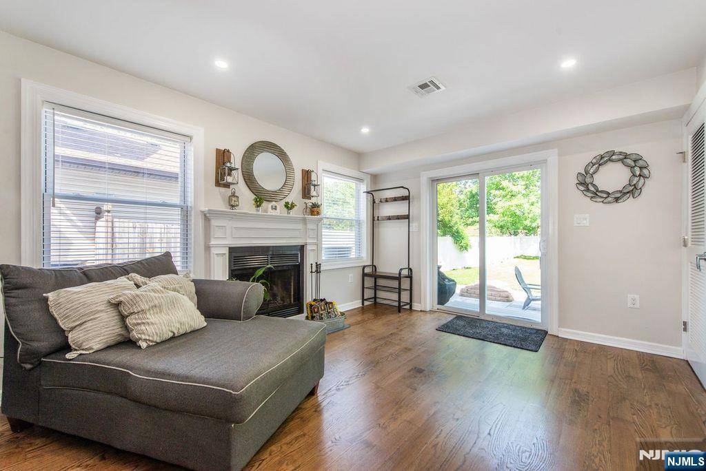 Butler Borough, NJ 07405,66 Gifford ST