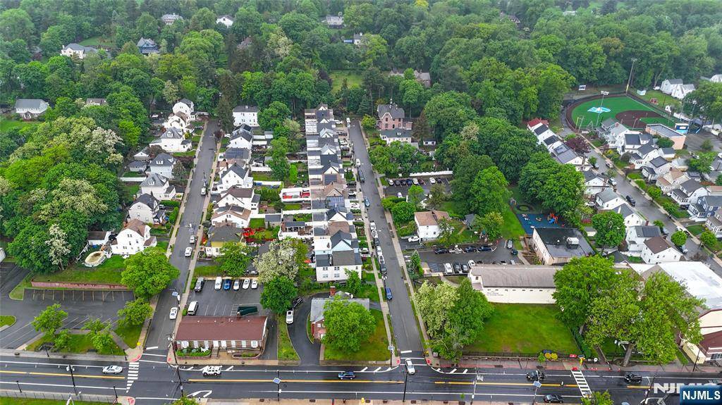 West Orange, NJ 07052,222 Main ST