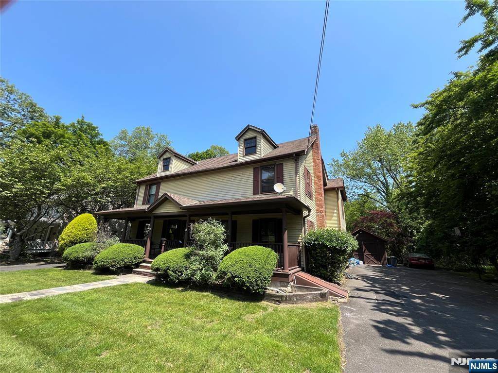 Allendale, NJ 07401,15 Cottage PL ##15