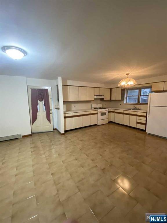 Fairview, NJ 07022,447 Jersey AVE #Ground