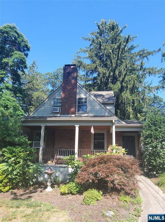 Midland Park, NJ 07432,131 Erie AVE