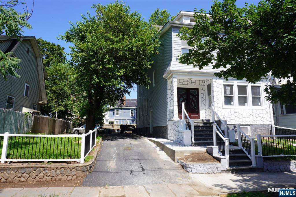 Orange, NJ 07050,247 Duane ST #1