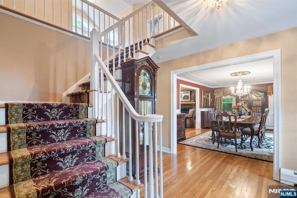 Wyckoff, NJ 07481,108 Logan LN
