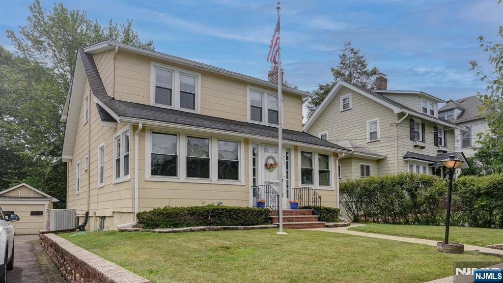 Verona, NJ 07044,253 Linden AVE