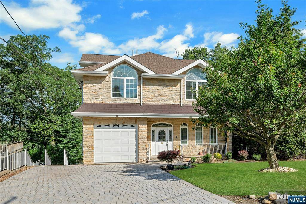 Hopatcong, NJ 07843,14 Chincopee AVE
