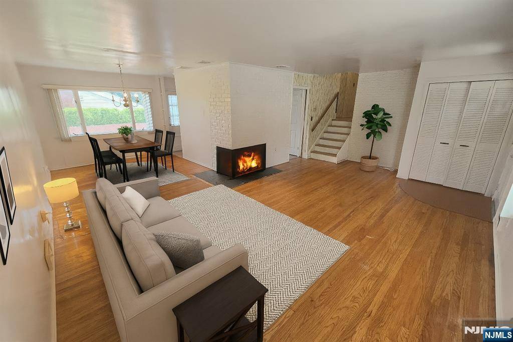 Midland Park, NJ 07432,131 Busteed DR