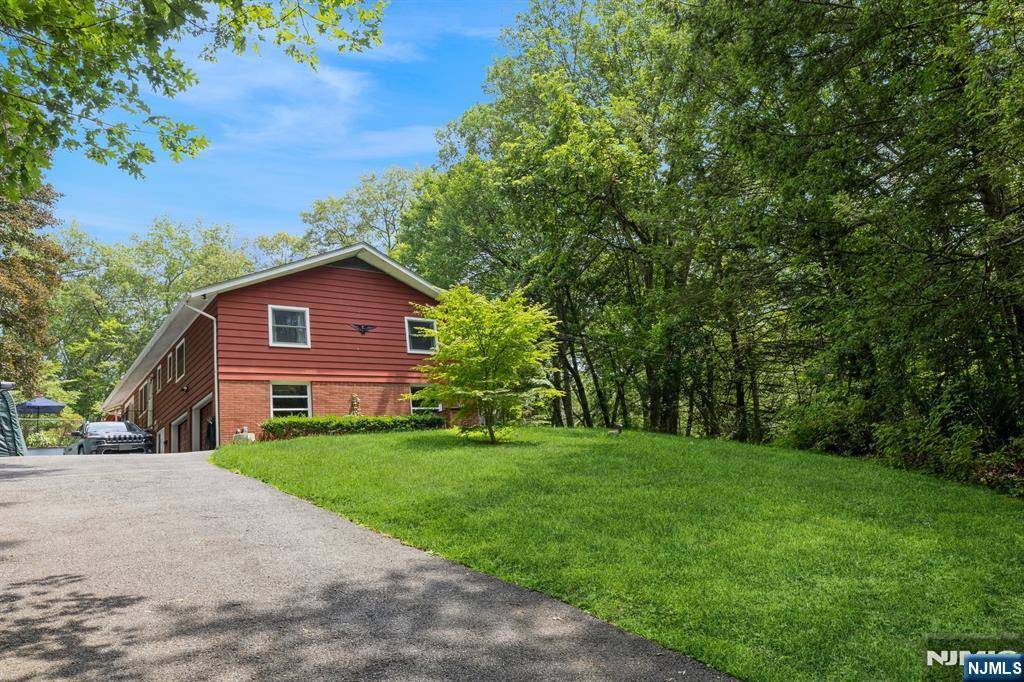 West Milford, NJ 07480,1858 Route 23