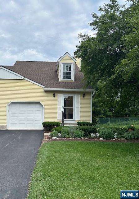 Newton, NJ 07860,96 Carriage LN