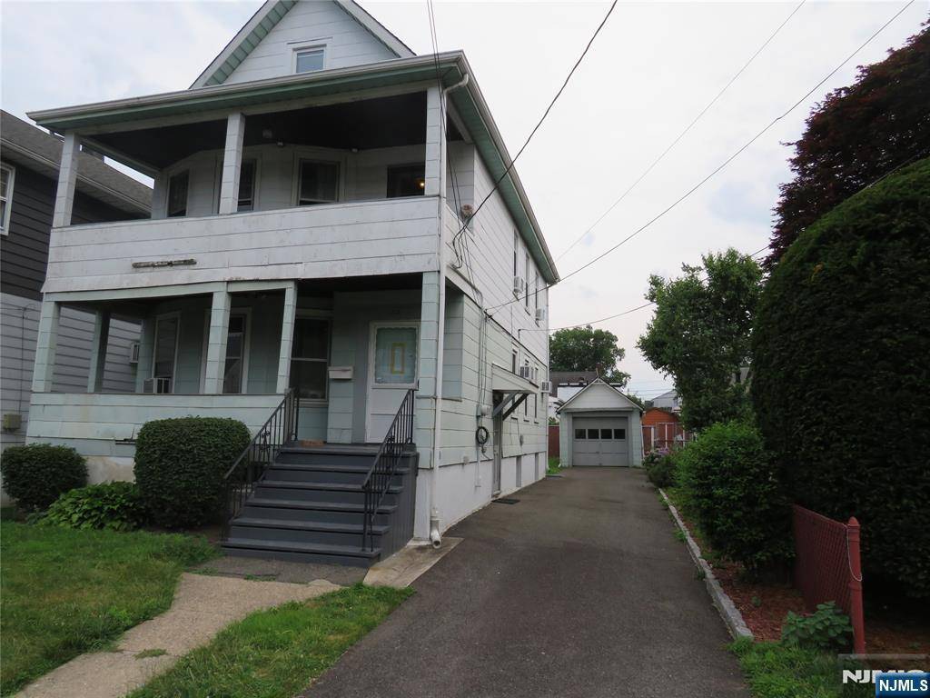 Lodi, NJ 07644,152 Washington ST