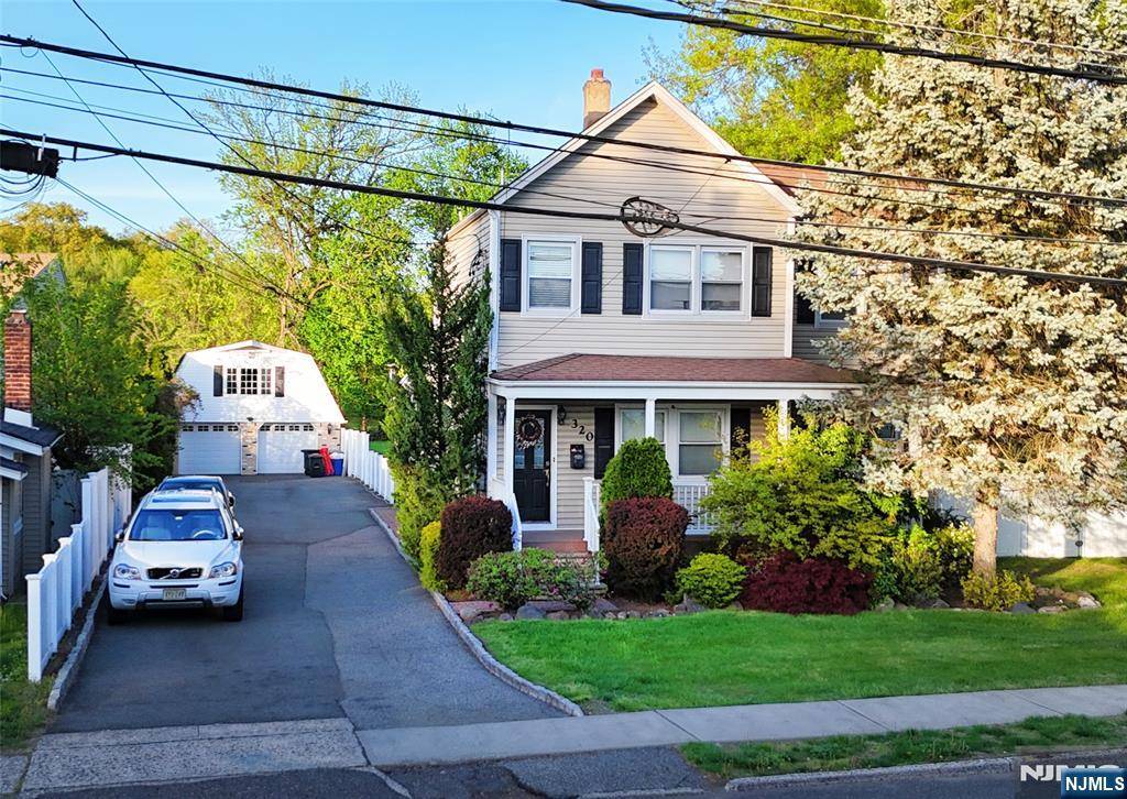 Saddle Brook, NJ 07663,320 Saddle River RD