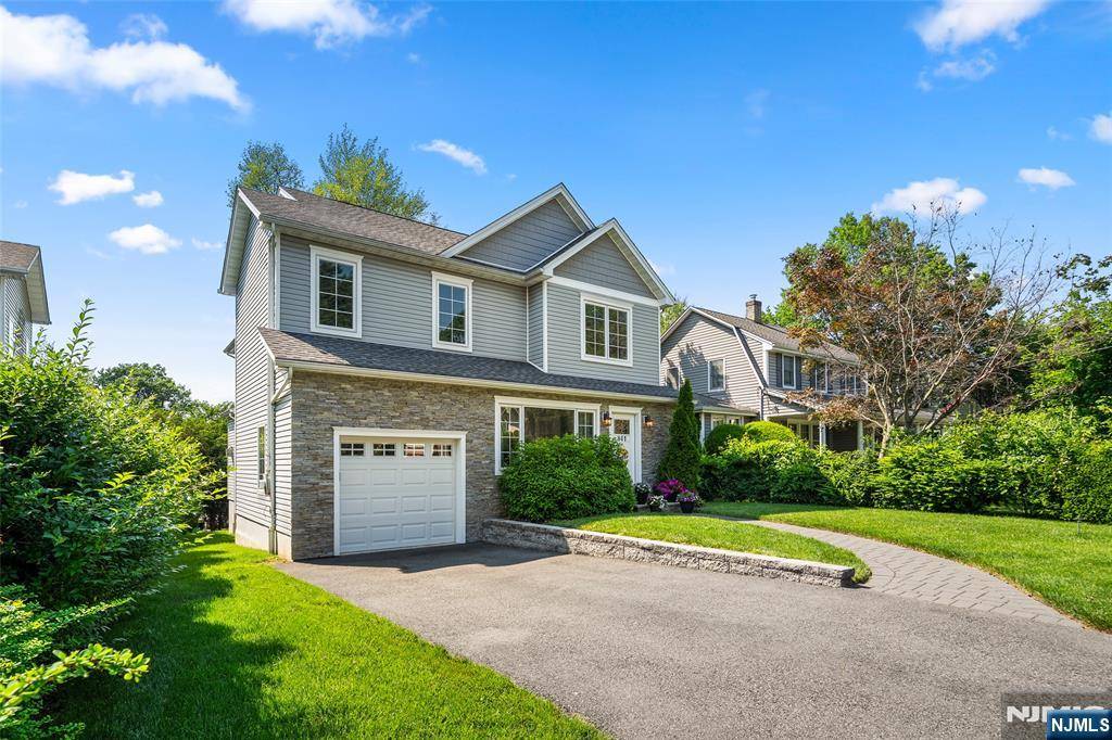 River Edge, NJ 07661,801 Bogert RD