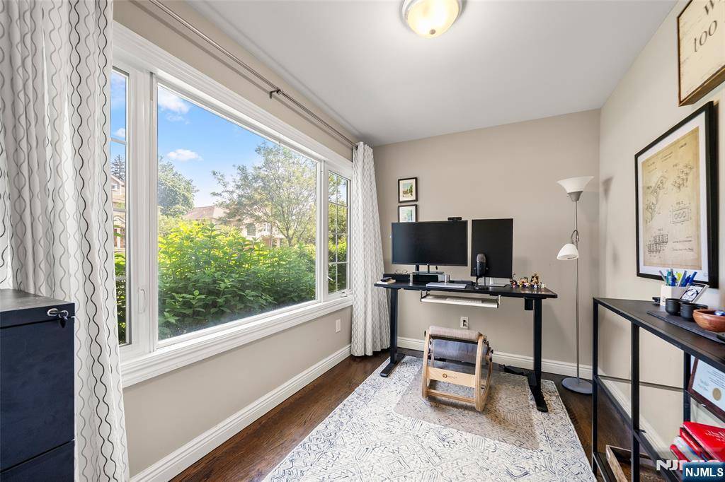 River Edge, NJ 07661,801 Bogert RD