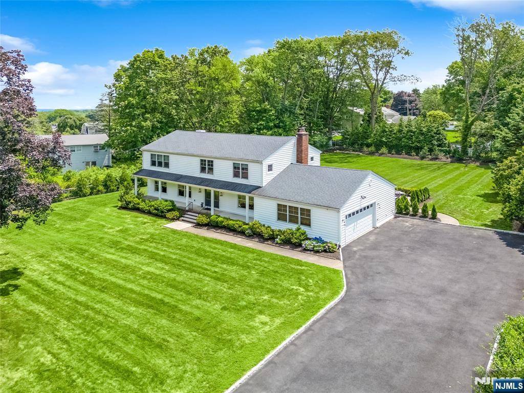 Woodcliff Lake, NJ 07677,9 Woodcrest DR