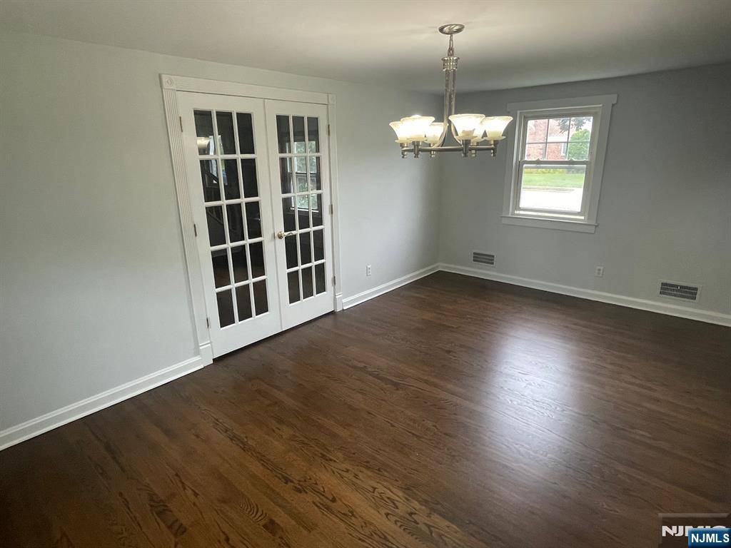 New Milford, NJ 07646,218.5 Ridge ST