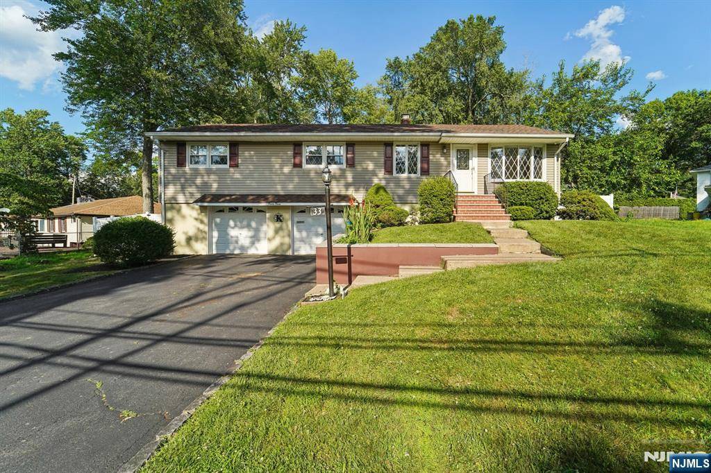 Wayne, NJ 07470,33 Seneca TRL