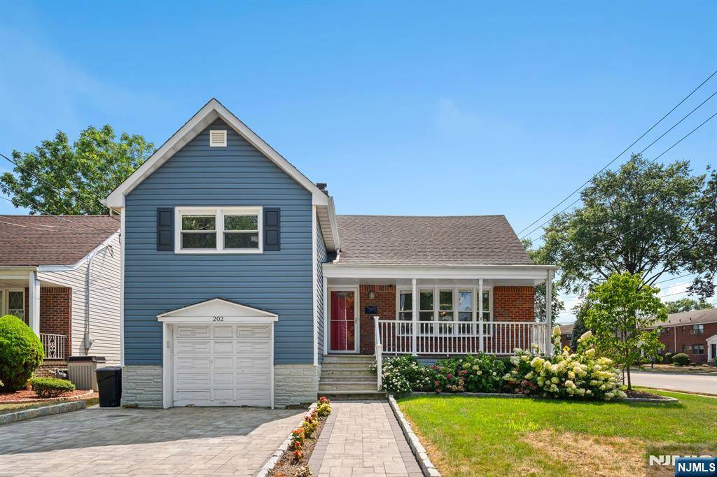 Hasbrouck Heights, NJ 07604,202 Myers AVE
