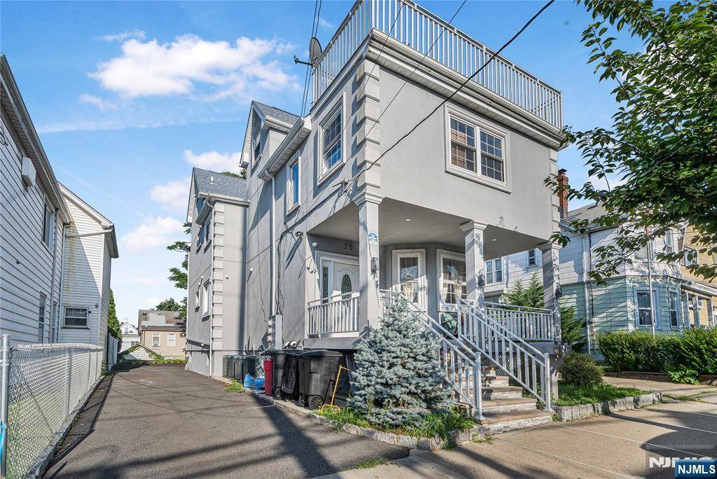 Garfield, NJ 07026,25 Palisade AVE #1