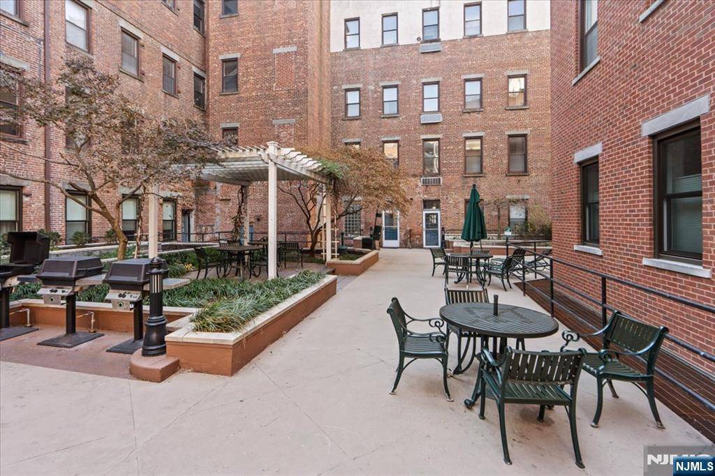 Jersey City, NJ 07302,187 Wayne ST #311C