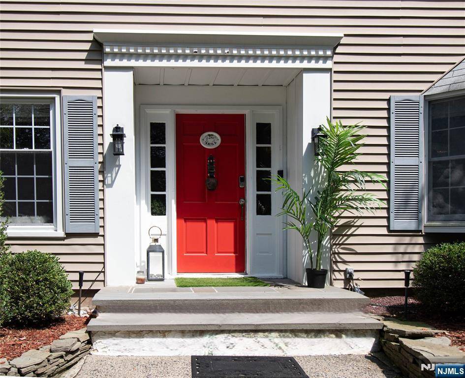 Norwood, NJ 07648,28 Mohawk AVE