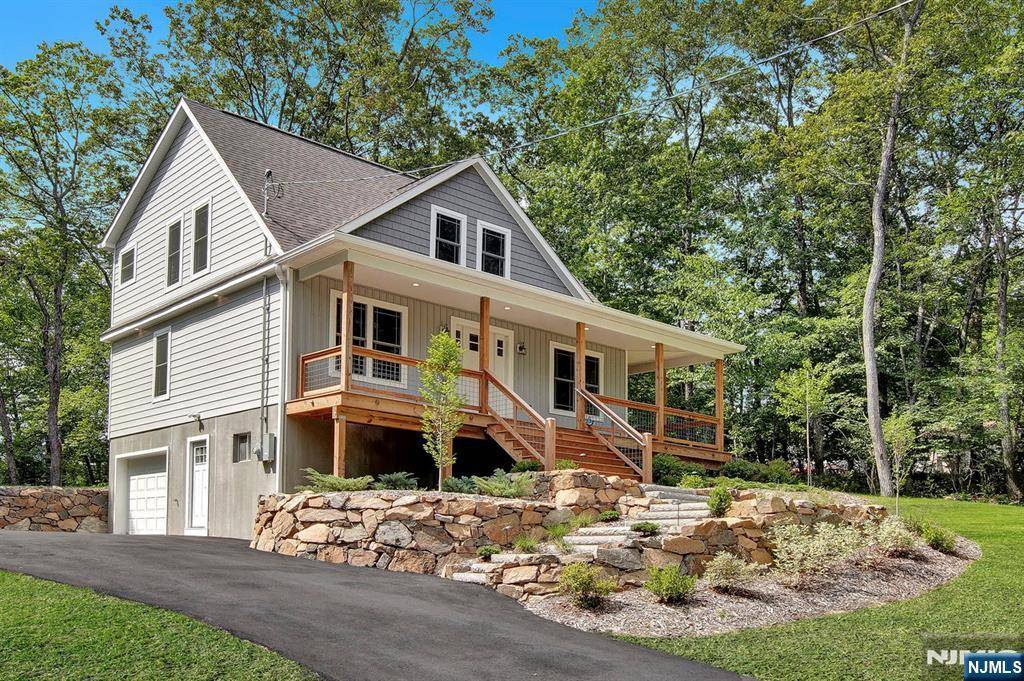 Vernon, NJ 07422,305 Mountainside DR