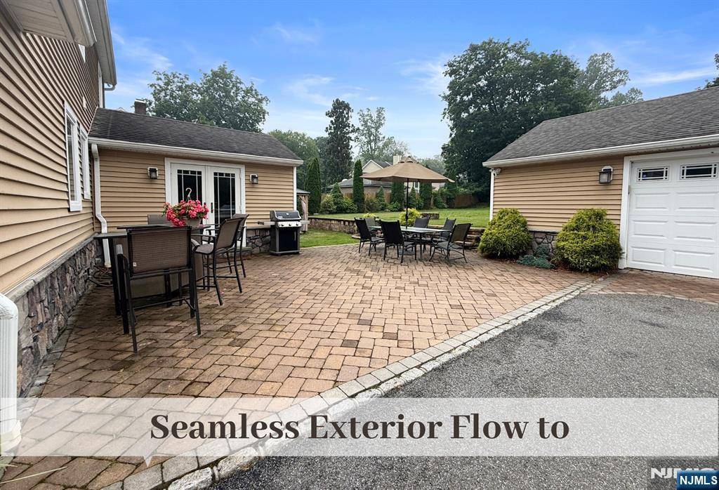 Wyckoff, NJ 07481,451 Russell AVE