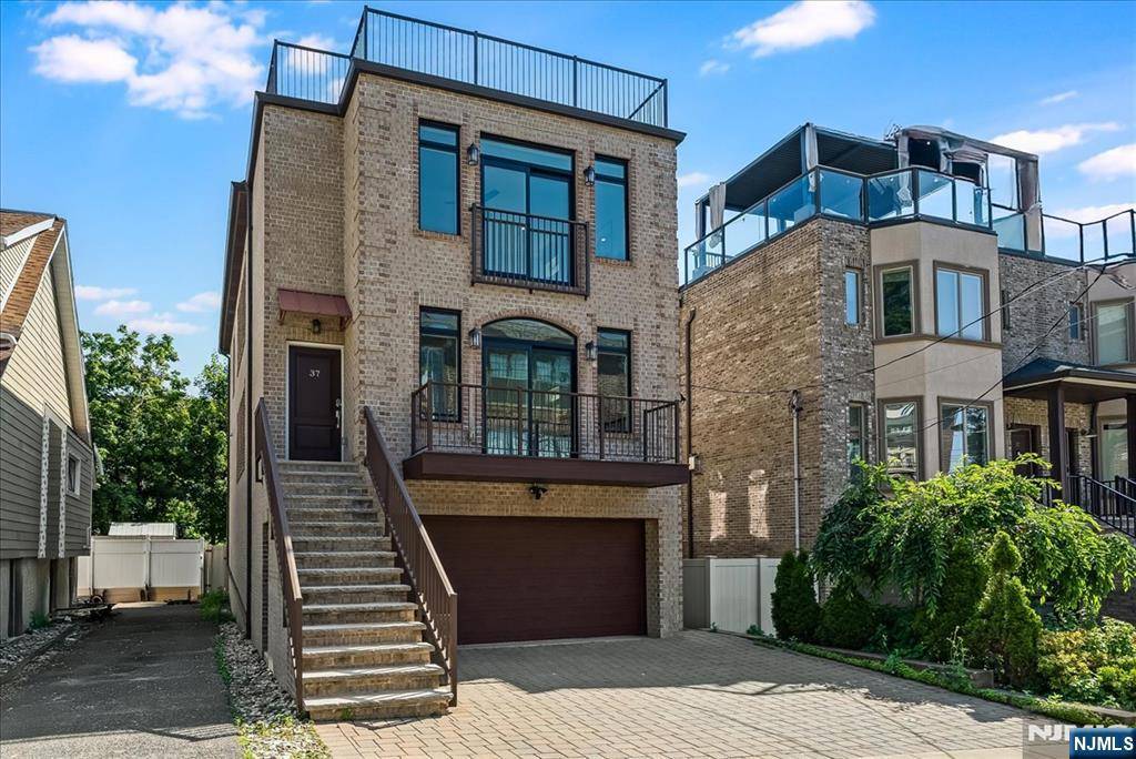 Edgewater, NJ 07020,37 Winterburn PL