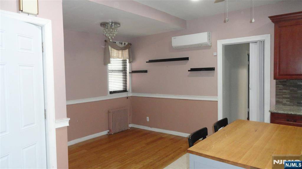 Garfield, NJ 07026,90 Westminster PL