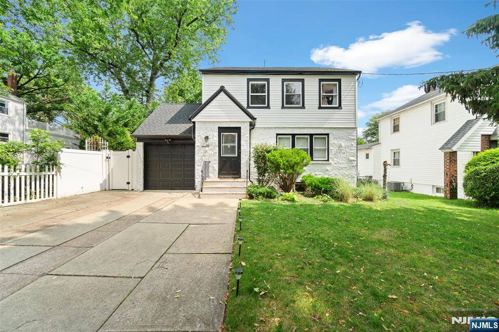 Teaneck, NJ 07666,49 Walnut ST
