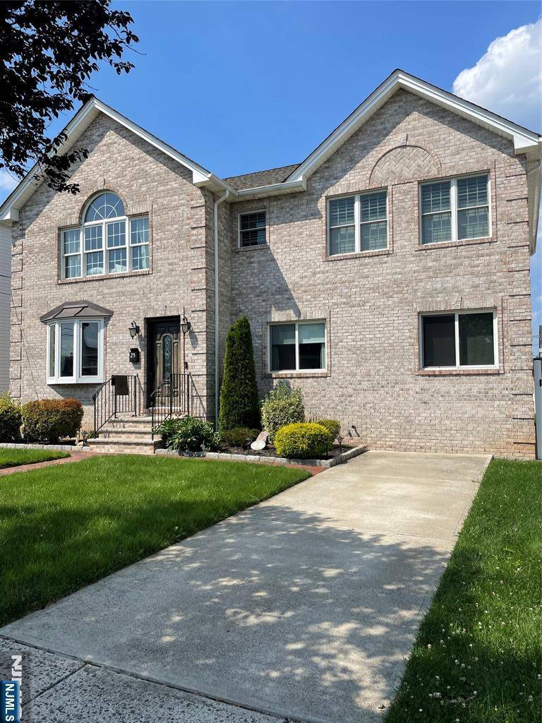 Secaucus, NJ 07094,25 Elizabeth CT