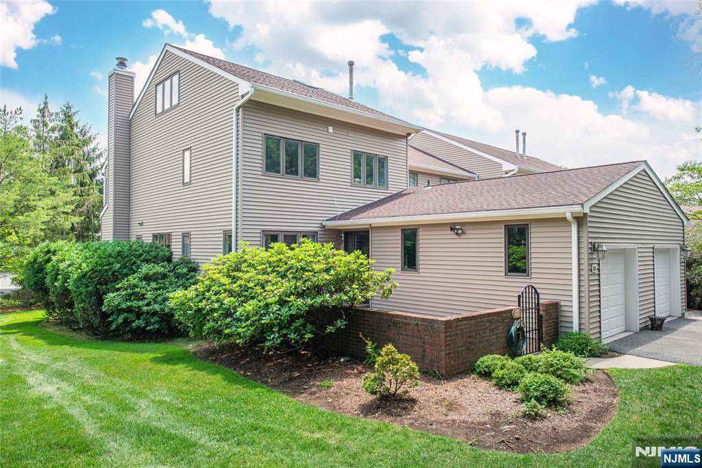 Mahwah, NJ 07430,31 Litchult LN