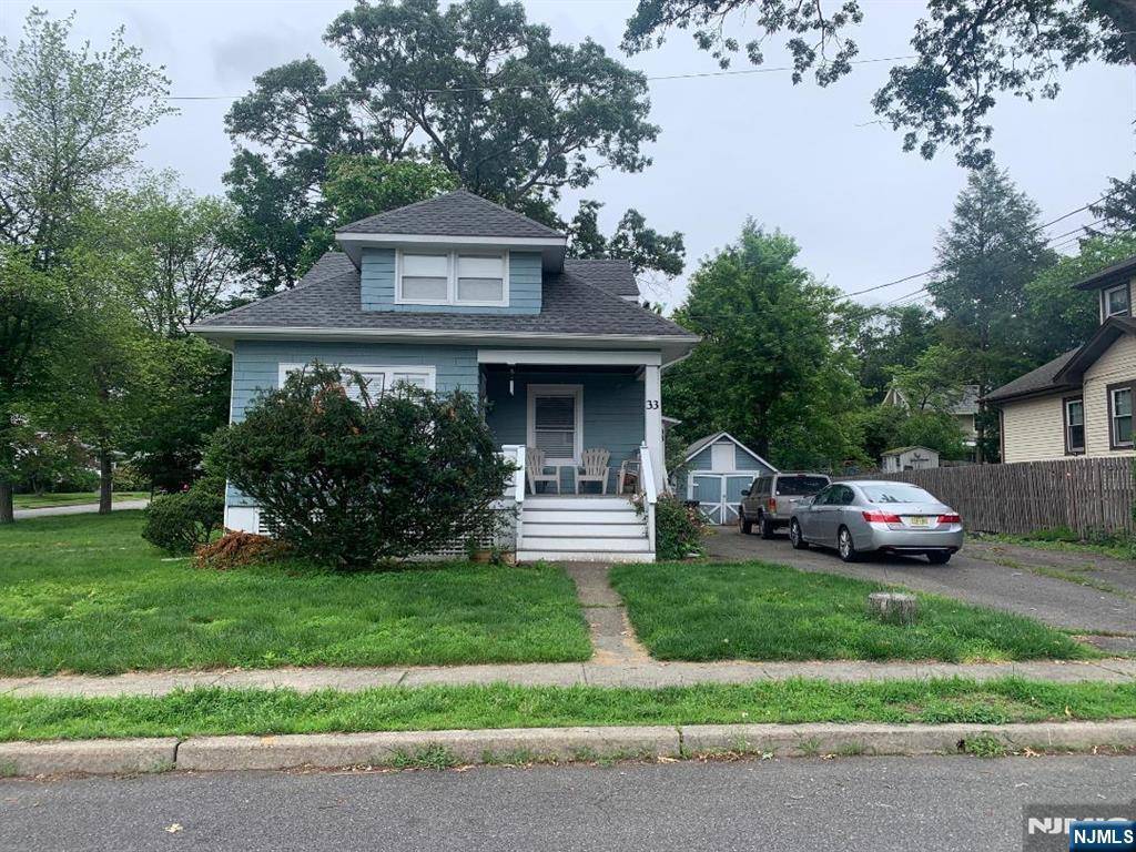Waldwick, NJ 07463,33 LINCOLN PL