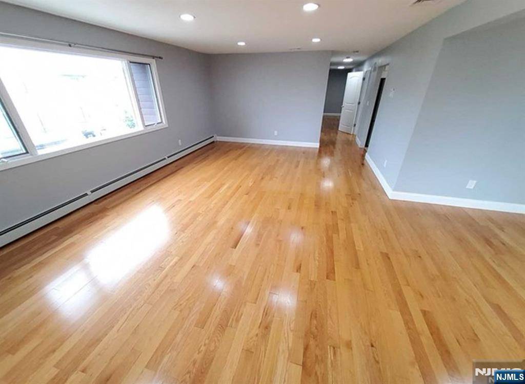 Palisades Park, NJ 07650,300 4th ST #2nd floor