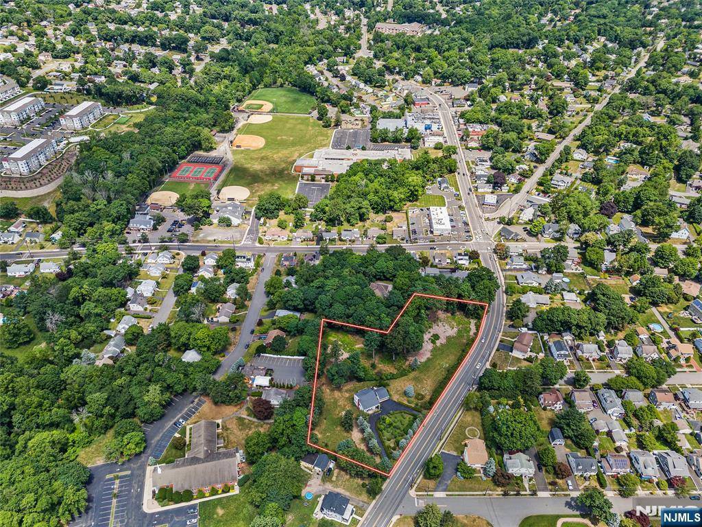 North Haledon, NJ 07508,409 High Mountain RD