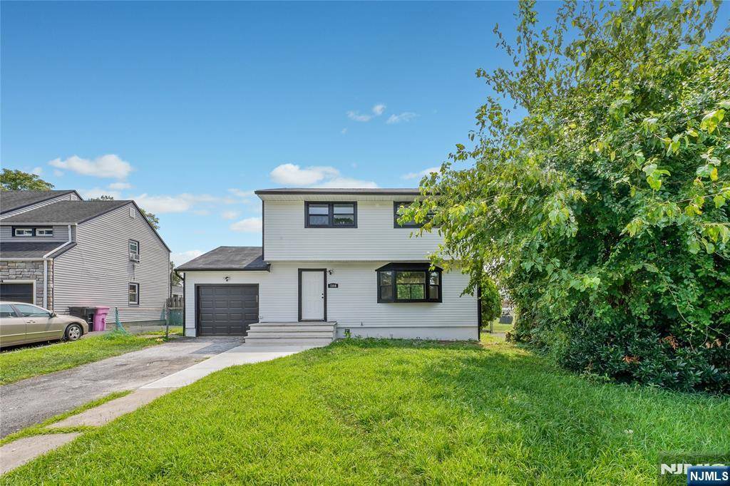Plainfield, NJ 07060,1388-1390 Belleview AVE