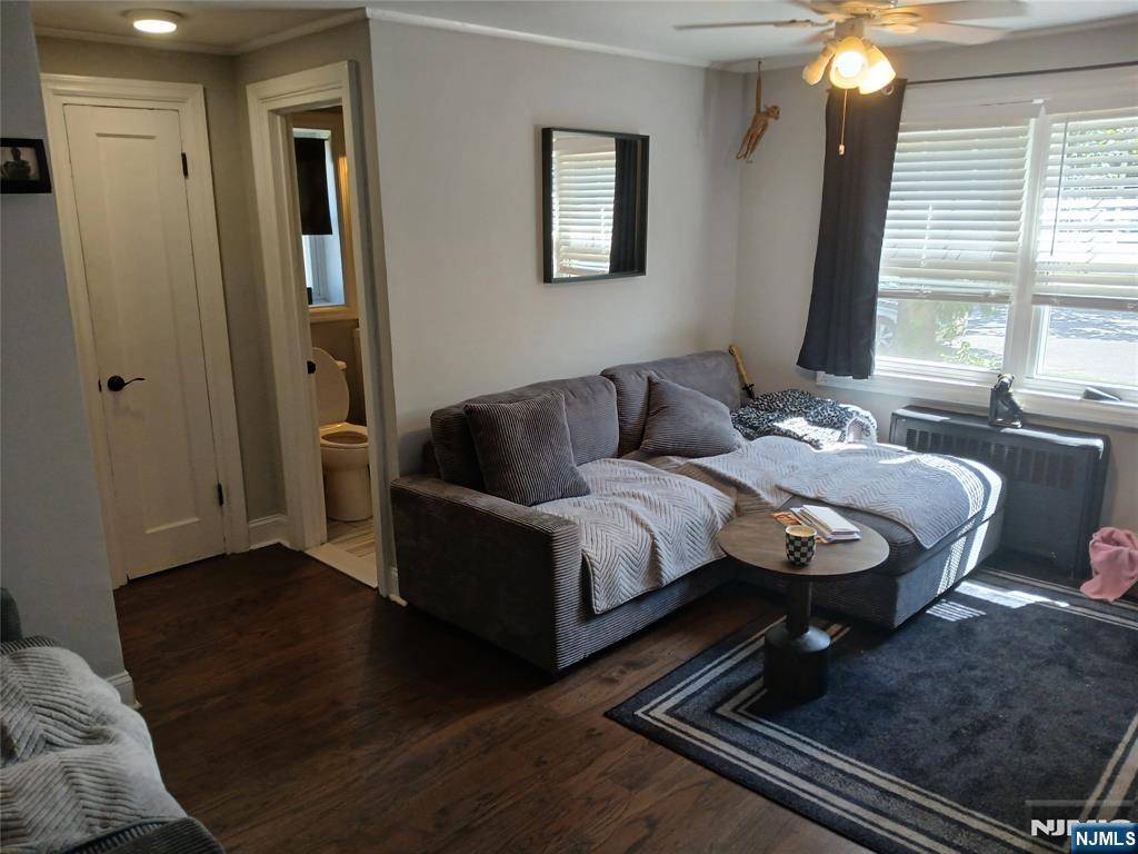 Rutherford, NJ 07070,108a Hastings