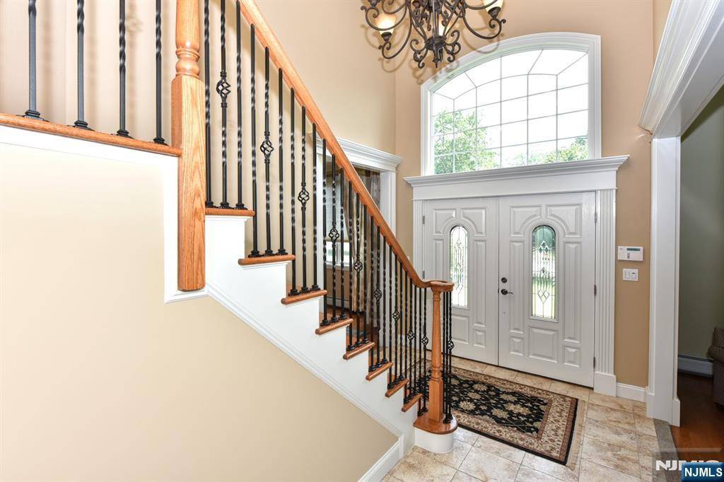 Twp Of Washington, NJ 07676,268 West PL