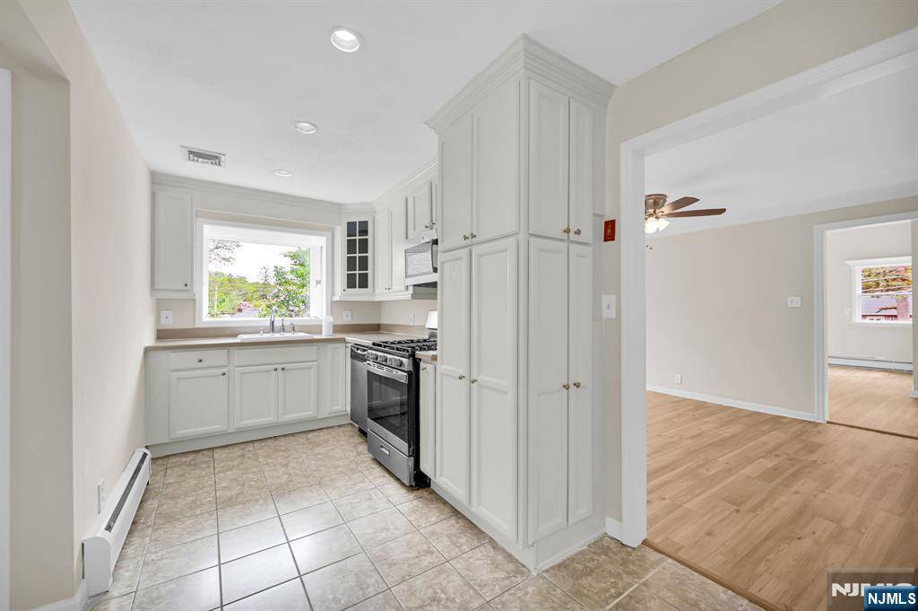 West Milford, NJ 07421,486 Lake Shore DR