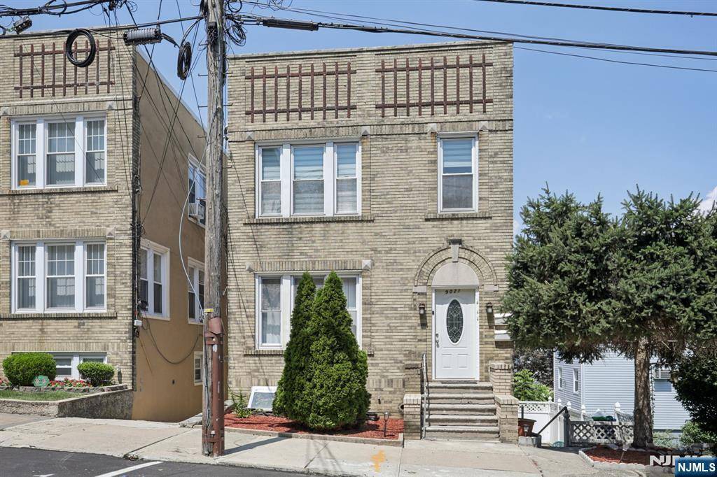 North Bergen, NJ 07047,9021 Smith AVE #2
