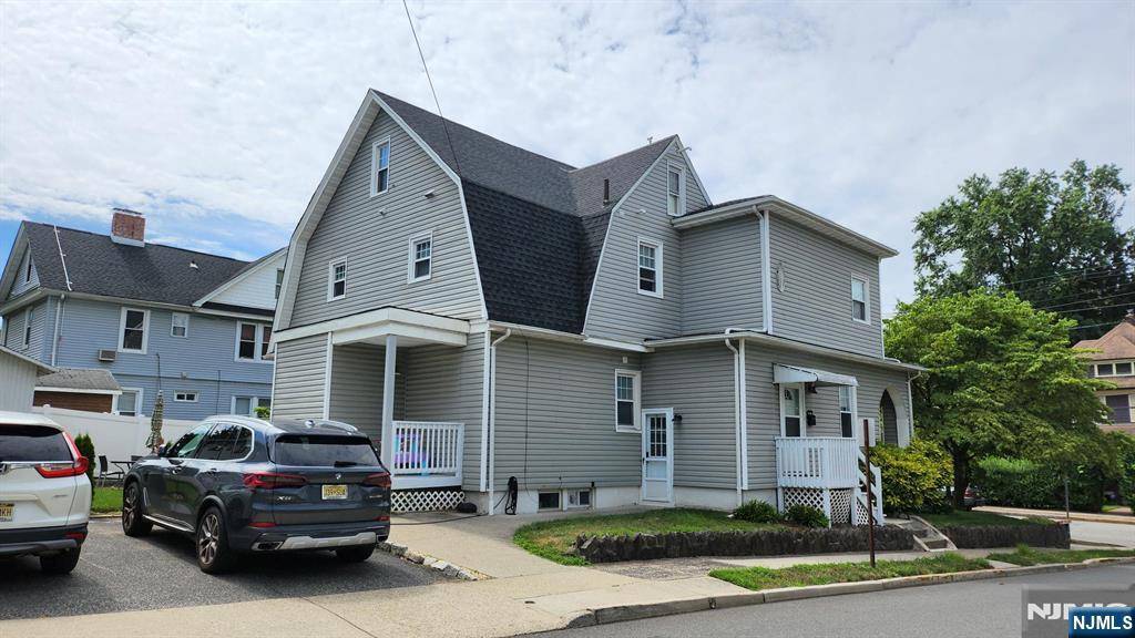Leonia, NJ 07605,245 Hillside AVE