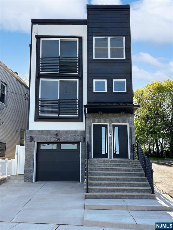 Newark, NJ 07108,62 Hillside AVE