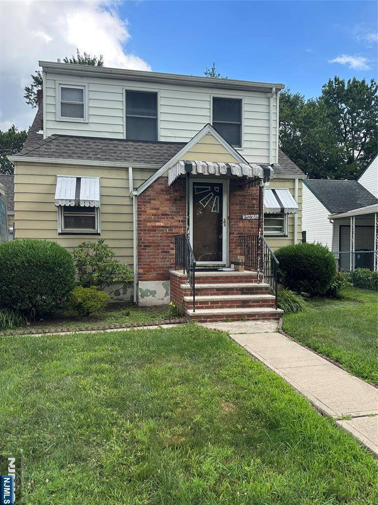 Englewood, NJ 07631,31 Cross ST